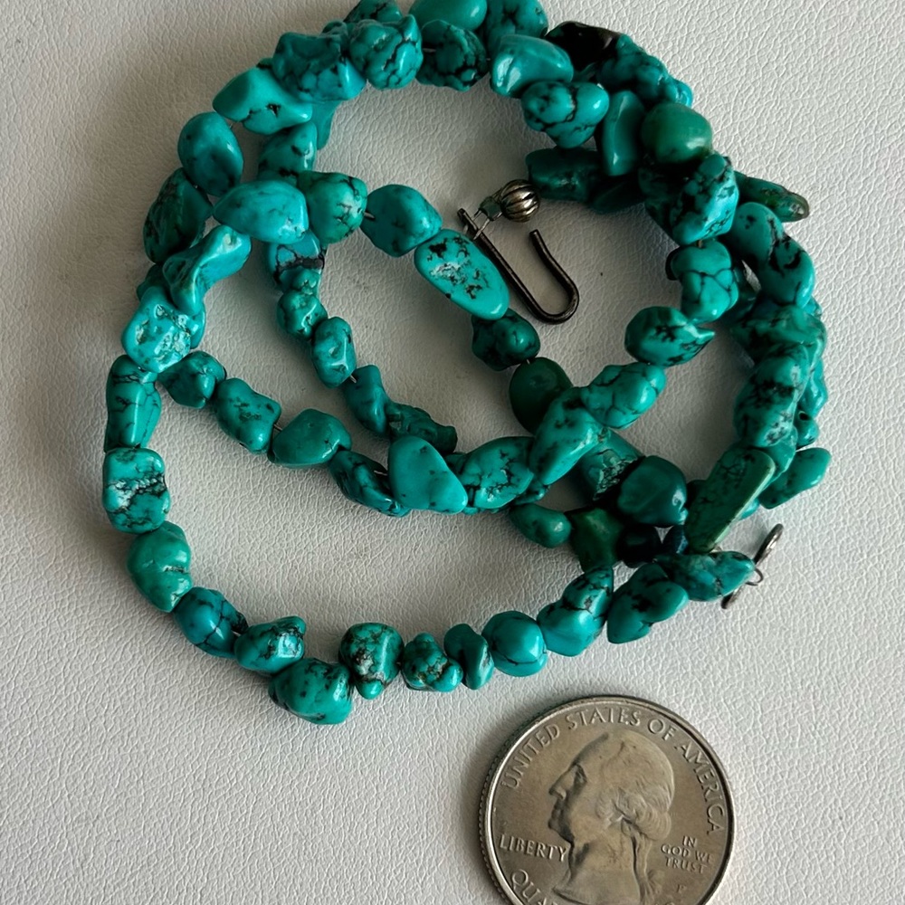 Turquoise chip necklace